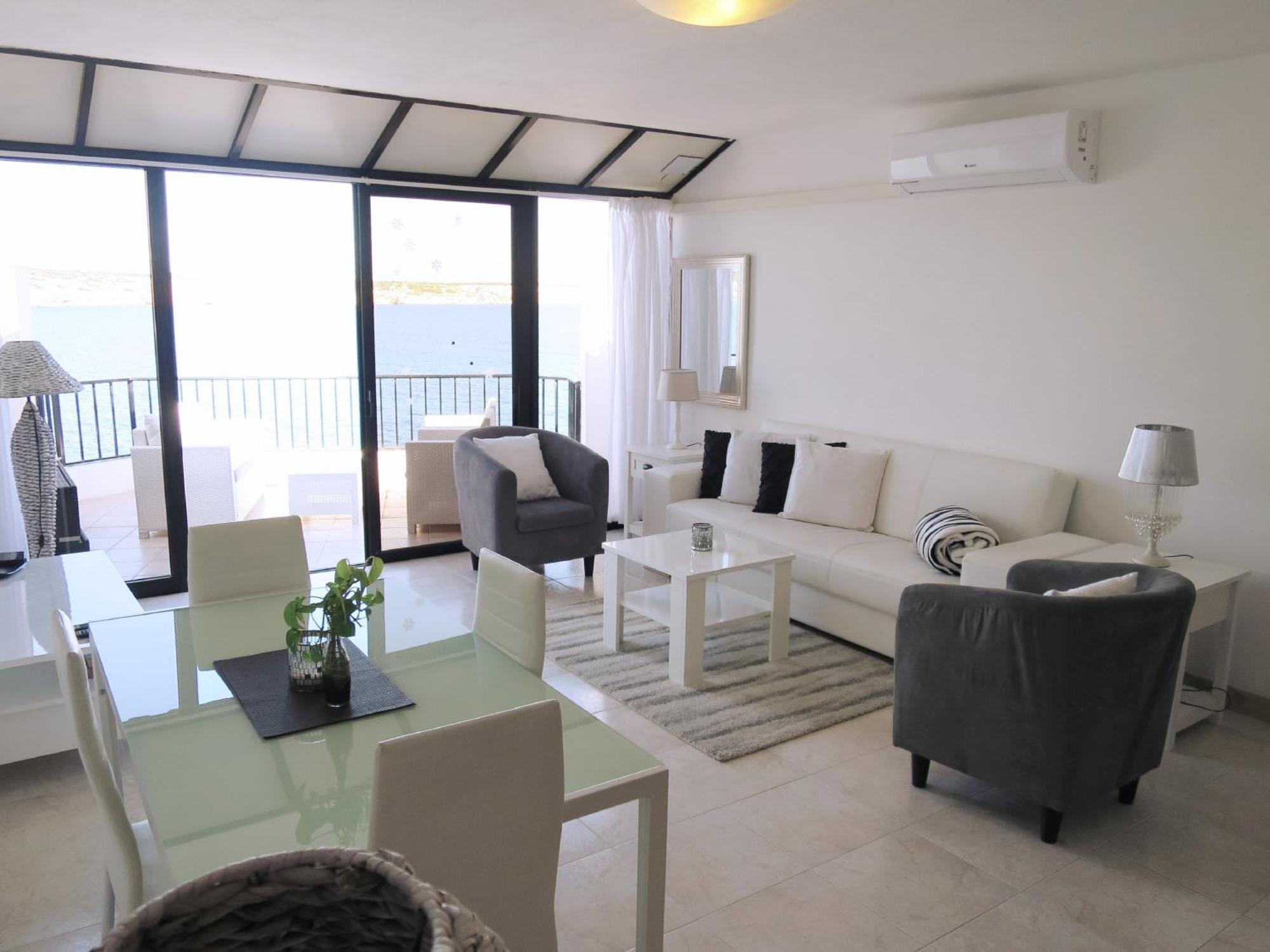 Seafront Apartment Terrace, Lounger & Panoramic Ocean Views Mellieha Exterior foto