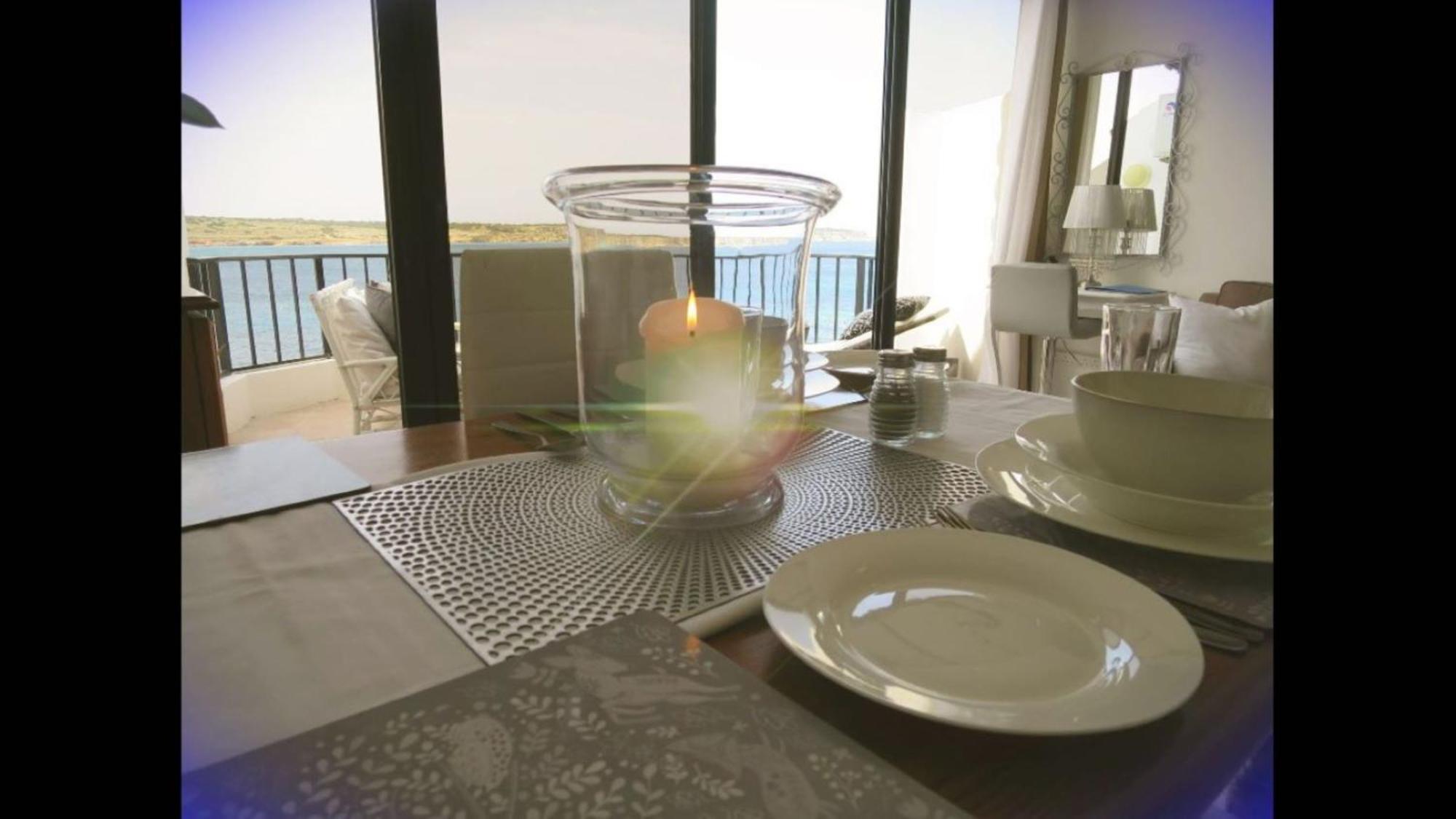 Seafront Apartment Terrace, Lounger & Panoramic Ocean Views Mellieha Quarto foto