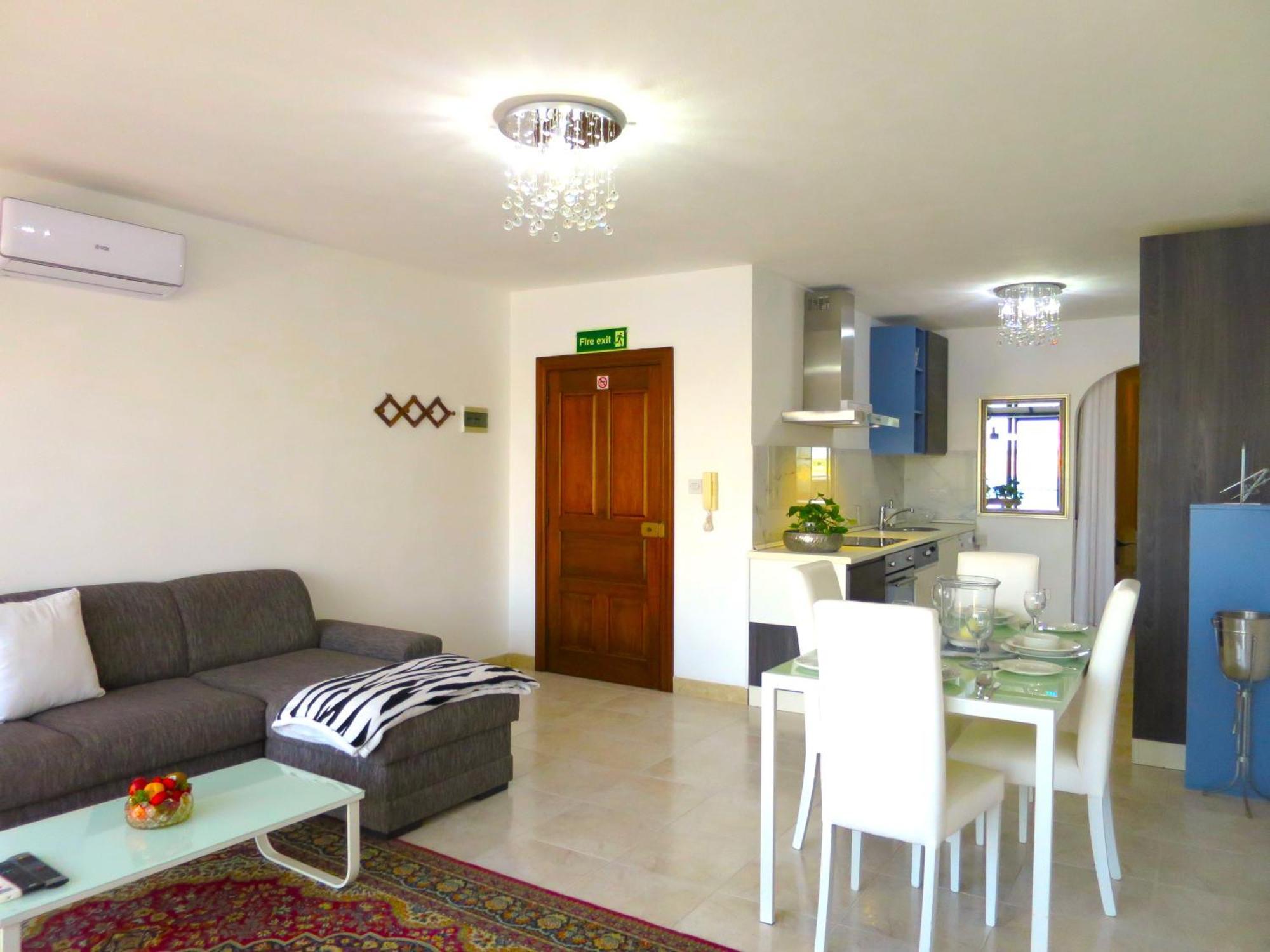 Seafront Apartment Terrace, Lounger & Panoramic Ocean Views Mellieha Exterior foto